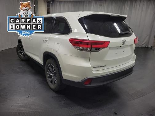 2019 Toyota Highlander LE I4