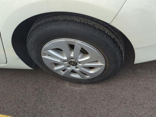 2016 Toyota Prius Two