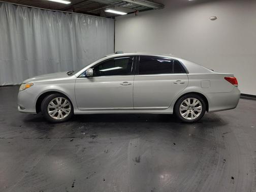2011 Toyota Avalon Base