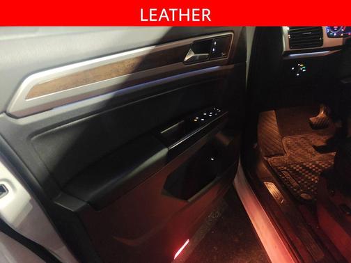 2020 Volkswagen Atlas 3.6L SEL Premium