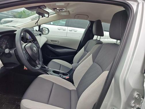Classic Silver Metallic 2024 Toyota Corolla LE