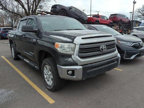 2014 Toyota Tundra SR5