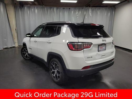 Bright White Clearcoat 2024 Jeep Compass Limited