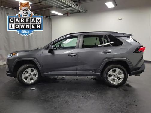 2021 Toyota RAV4 Hybrid XLE