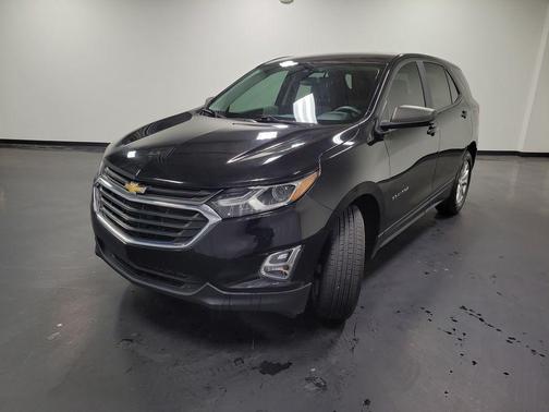 Mosaic Black Metallic 2021 Chevrolet Equinox LS