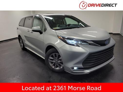 2022 Toyota Sienna XLE