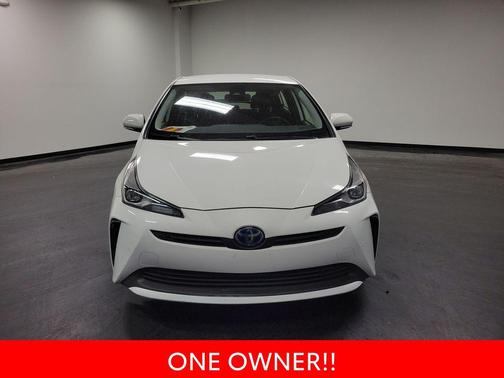 2022 Toyota Prius LE