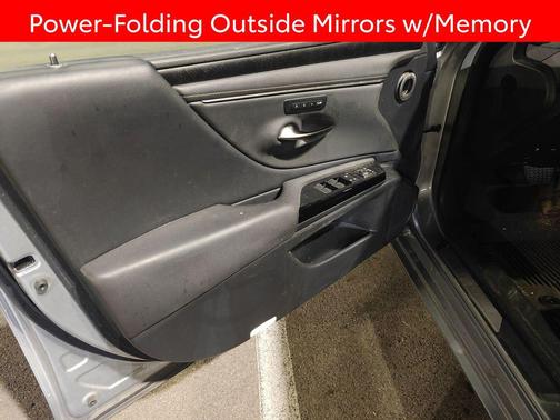 2023 Lexus ES 250 Base