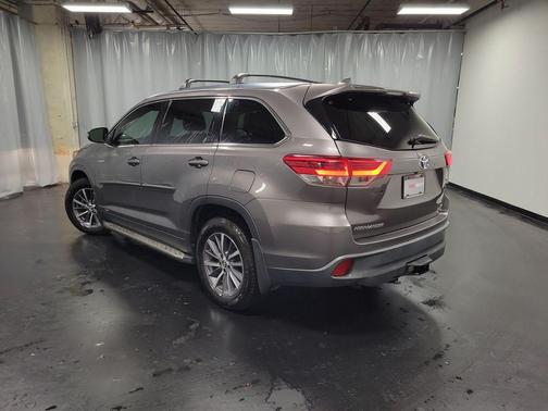 2019 Toyota Highlander Hybrid XLE