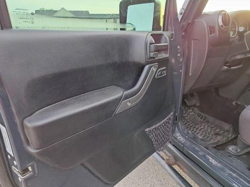 Rhino Clearcoat 2016 Jeep Wrangler Unlimited Sport