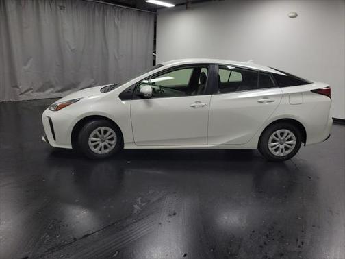 2019 Toyota Prius L