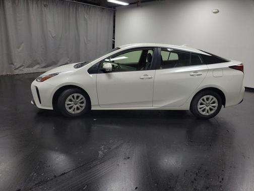 2019 Toyota Prius L