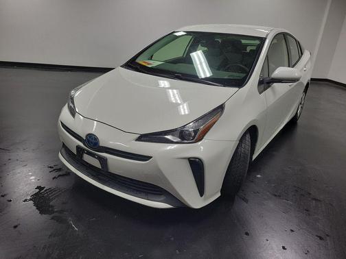 2019 Toyota Prius L