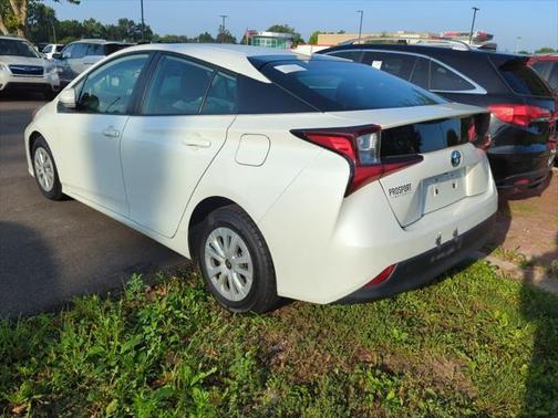 2019 Toyota Prius L