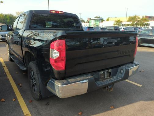 2017 Toyota Tundra SR5
