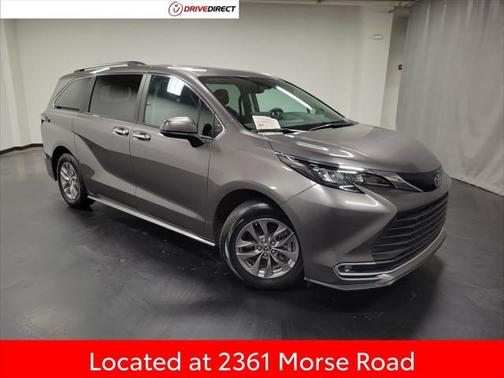 2024 Toyota Sienna XLE 8 Passenger