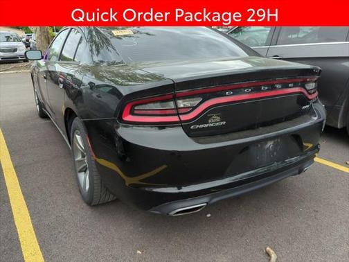 2017 Dodge Charger SXT