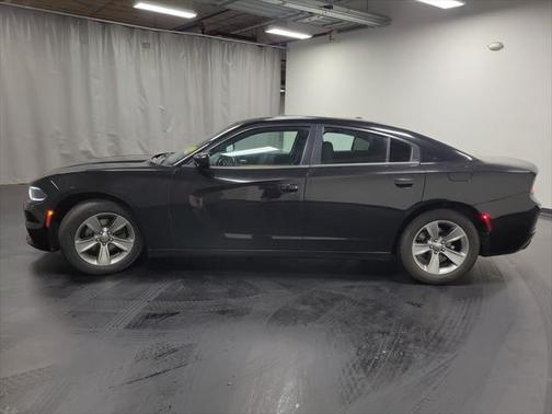 2017 Dodge Charger SXT