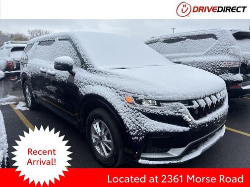 2024 Kia Carnival LX