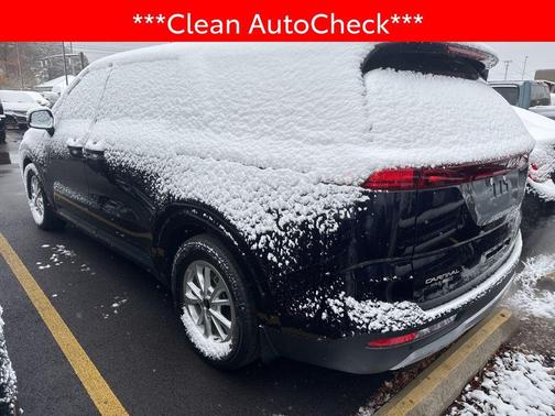 2024 Kia Carnival LX