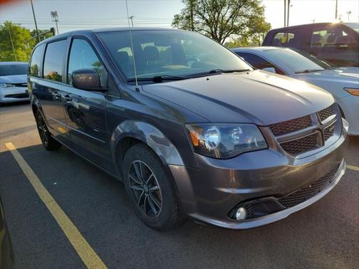 2016 Dodge Grand Caravan R/T