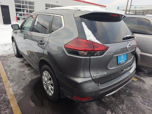 2019 Nissan Rogue S
