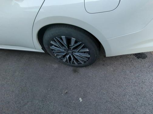 Pearl White Tricoat 2024 Nissan Altima 2.5 SV