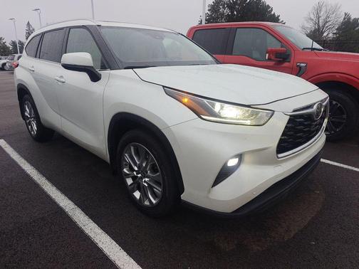 2023 Toyota Highlander Limited