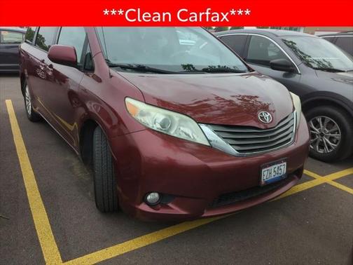 2013 Toyota Sienna XLE