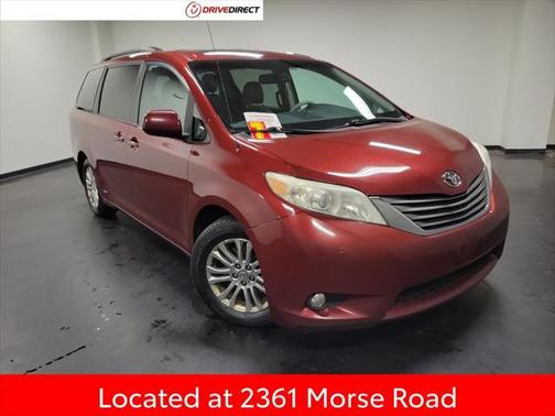 2013 Toyota Sienna XLE