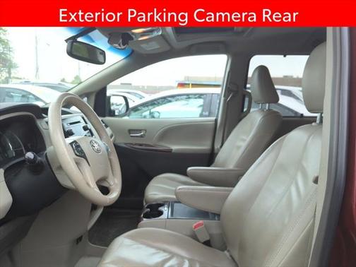 2013 Toyota Sienna XLE
