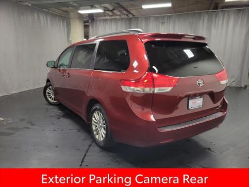 2013 Toyota Sienna XLE