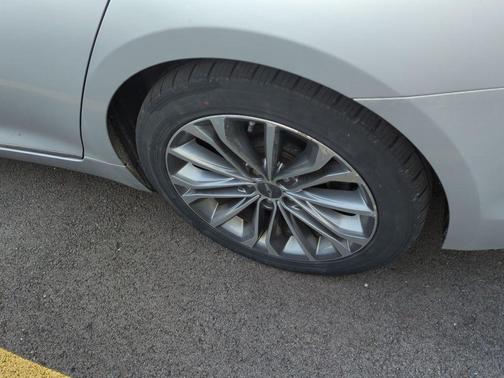 Santiago Silver 2015 Hyundai Genesis 3.8