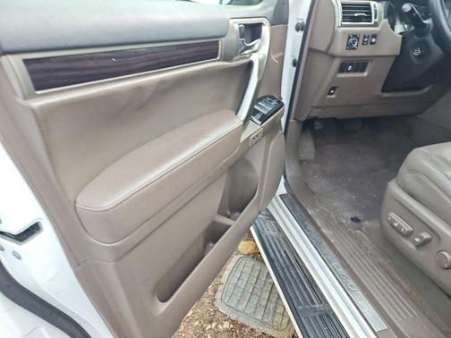 Starfire Pearl 2017 Lexus GX 460 Base