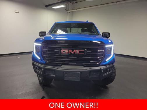 Dynamic Blue Metallic 2024 GMC Sierra 1500 AT4X