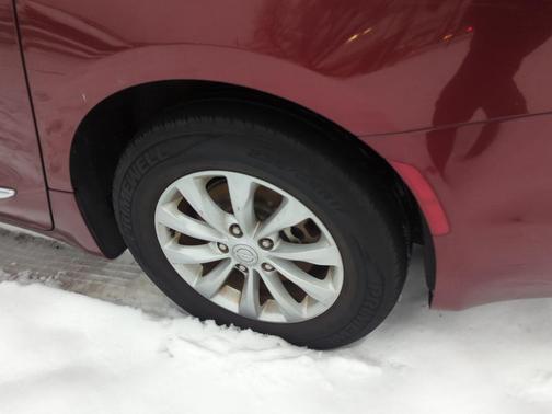 2017 Chrysler Pacifica Touring-L