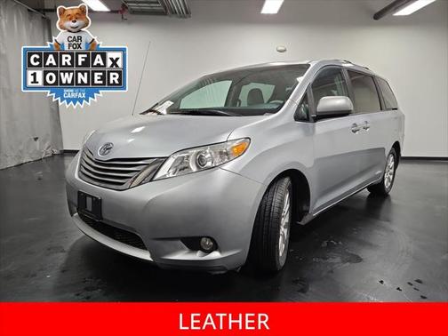2014 Toyota Sienna XLE