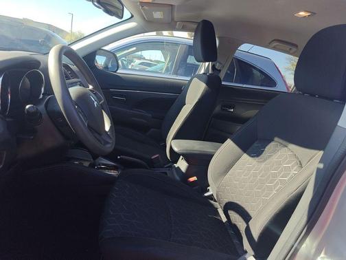 2024 Mitsubishi Outlander Sport 2.0 ES