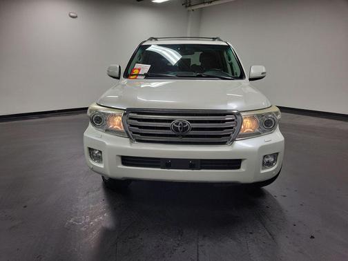 2013 Toyota Land Cruiser Base