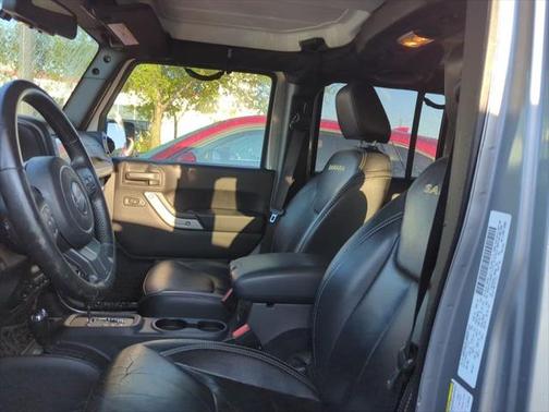 2014 Jeep Wrangler Unlimited Sahara