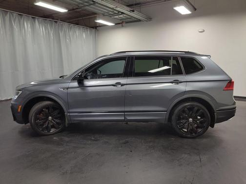 2020 Volkswagen Tiguan 2.0T SEL R-Line Black