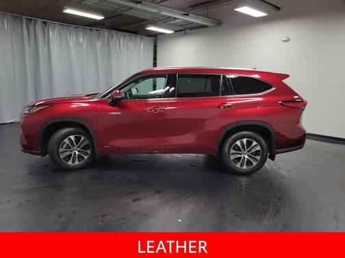 2020 Toyota Highlander Hybrid XLE