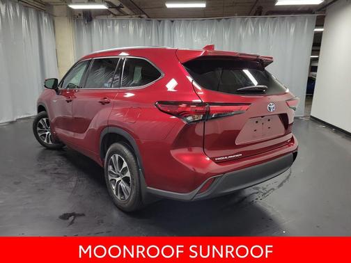 2020 Toyota Highlander Hybrid XLE
