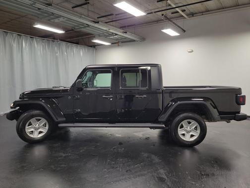 2023 Jeep Gladiator Sport S