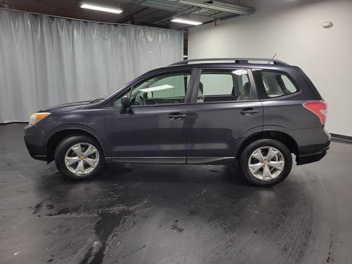 2015 Subaru Forester 2.5i