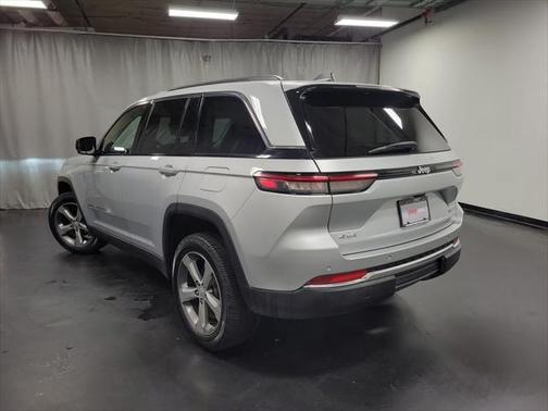 2022 Jeep Grand Cherokee Limited X