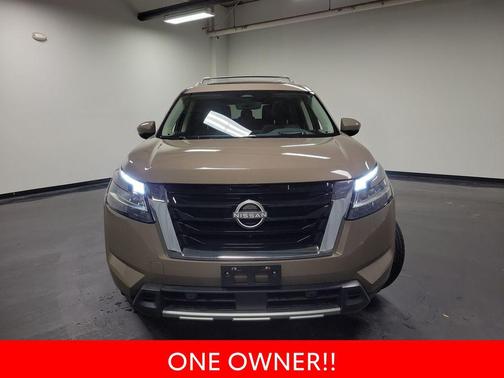 Baja Storm 2024 Nissan Pathfinder Platinum 4WD