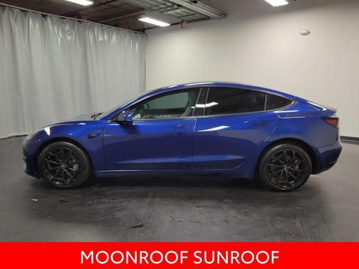 Deep Blue Metallic 2021 Tesla Model 3 Long Range