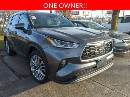 2023 Toyota Highlander Platinum