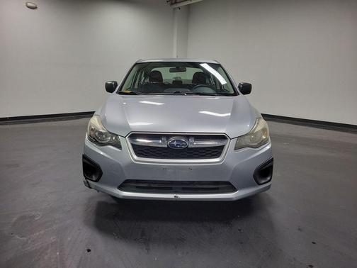 Ice Silver Metallic 2013 Subaru Impreza 2.0i
